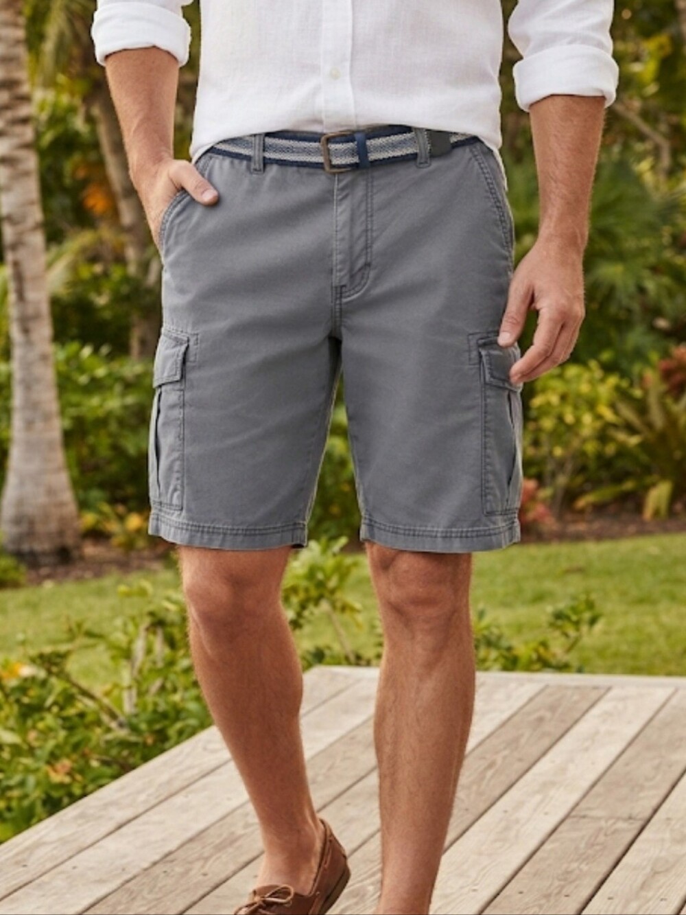Tommy Bahama Men's Gray/Blue Cotton Cargo Shorts Size M Beach Hiking Casual